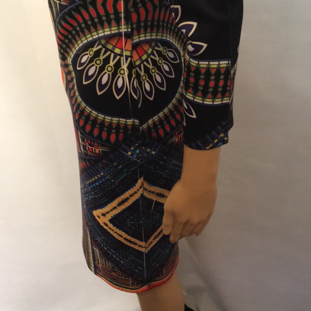 Colorful Tribal Print Bodycon Low-Back Dress - Picture 12 of 16